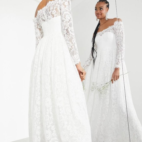 Elegant White Lace Off-Shoulder Dress - Picture 1 of 3
